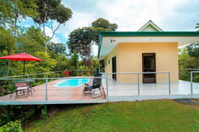 Toucan Villa Newer with WiFi & Pool - Digital Nomad Friendly